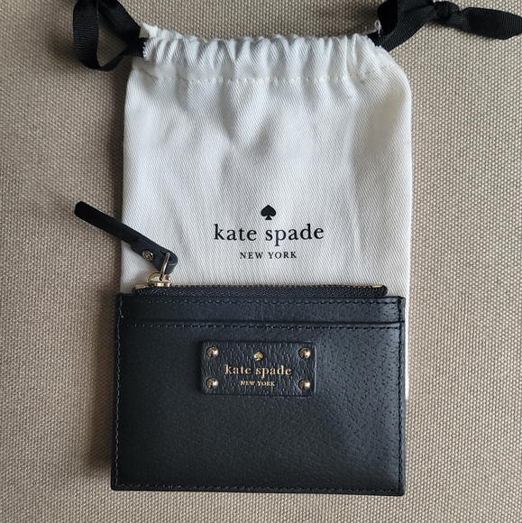 KATE SPADE Leather Gold Accent Card Slot w. Dust Bag - Picture 2 of 7
